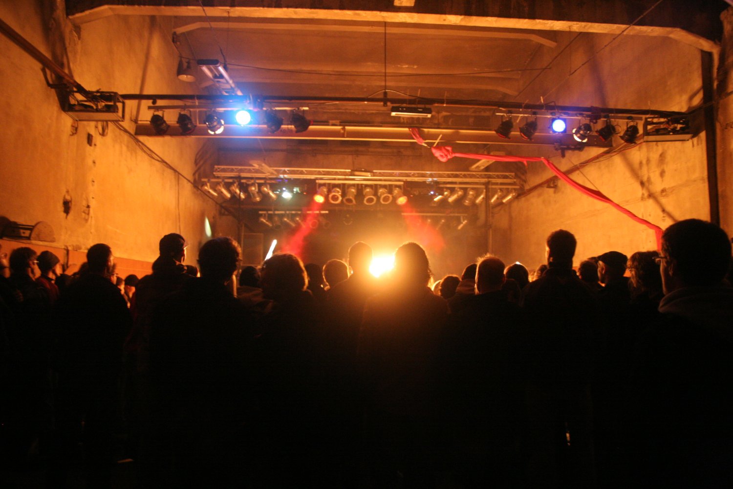 Bild vom PØNG Live Konzert