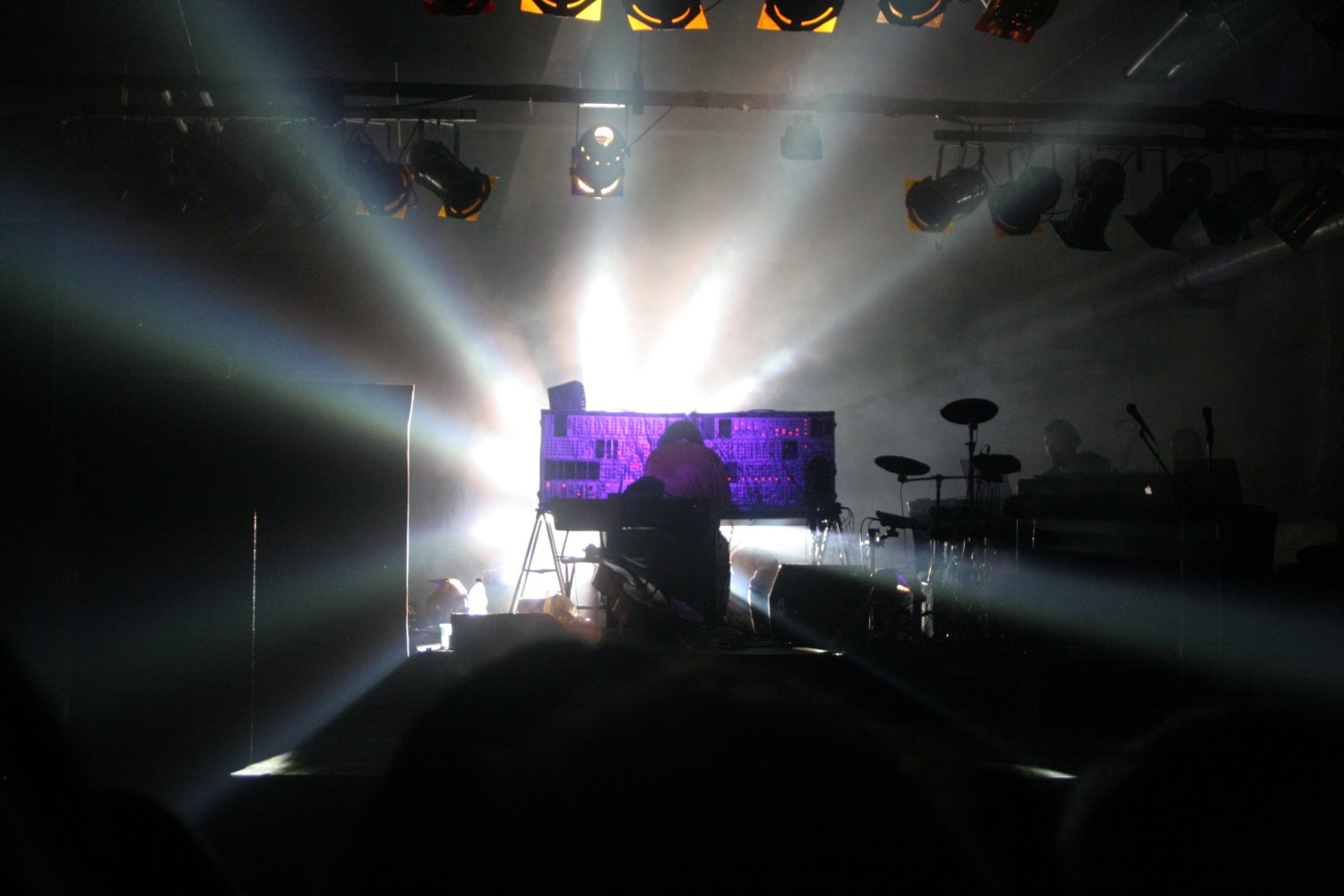 Bild vom PØNG Live Konzert